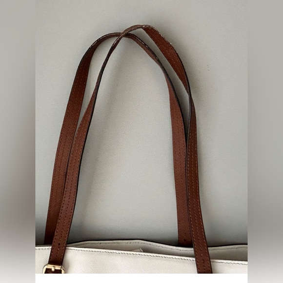 Calvin Klein Tan/White/Brown with gold Hardware Shoulder Bag - Picture 2 of 11